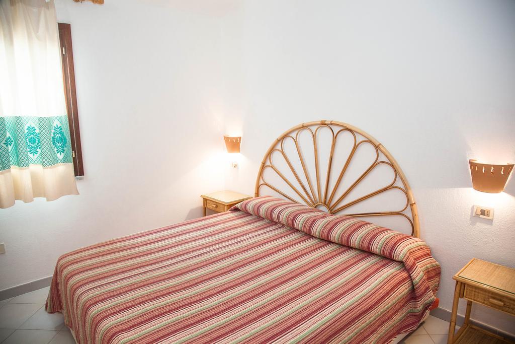 Aparthotel A.I.R. Isola Rossa Borgo Di Mare Extérieur photo