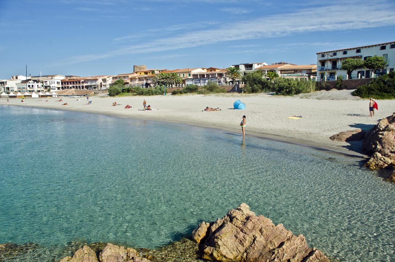 Aparthotel A.I.R. Isola Rossa Borgo Di Mare Extérieur photo