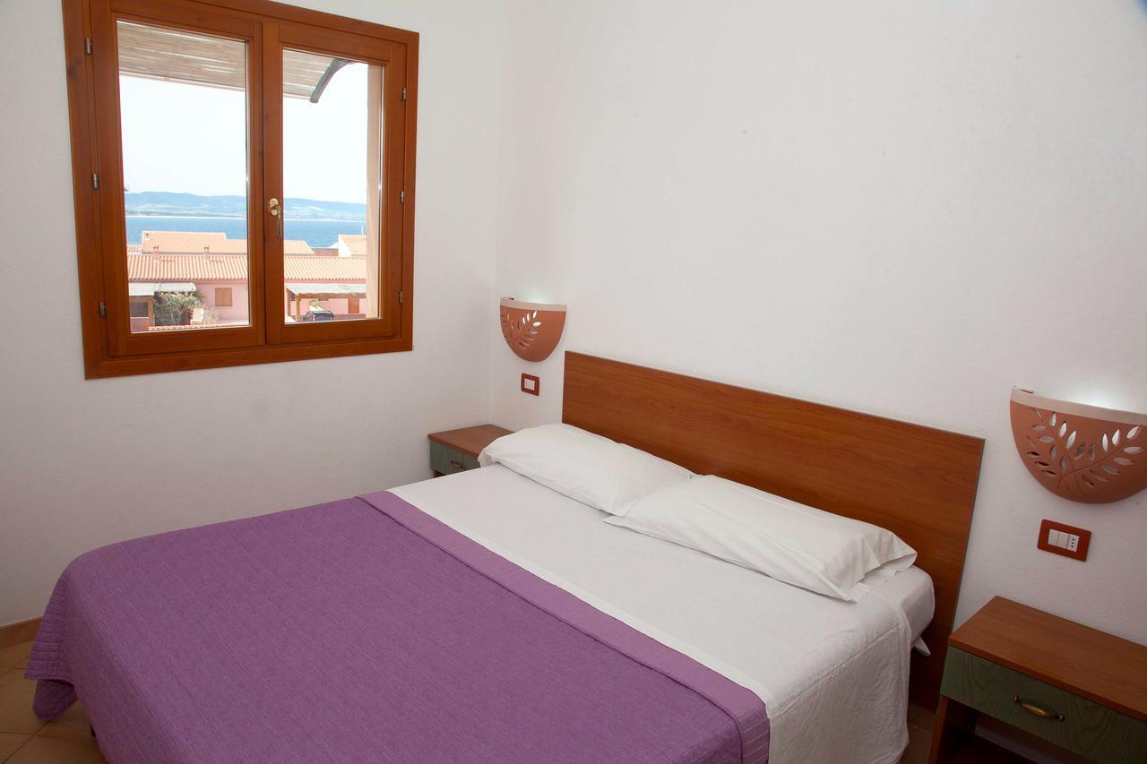 Aparthotel A.I.R. Isola Rossa Borgo Di Mare Extérieur photo