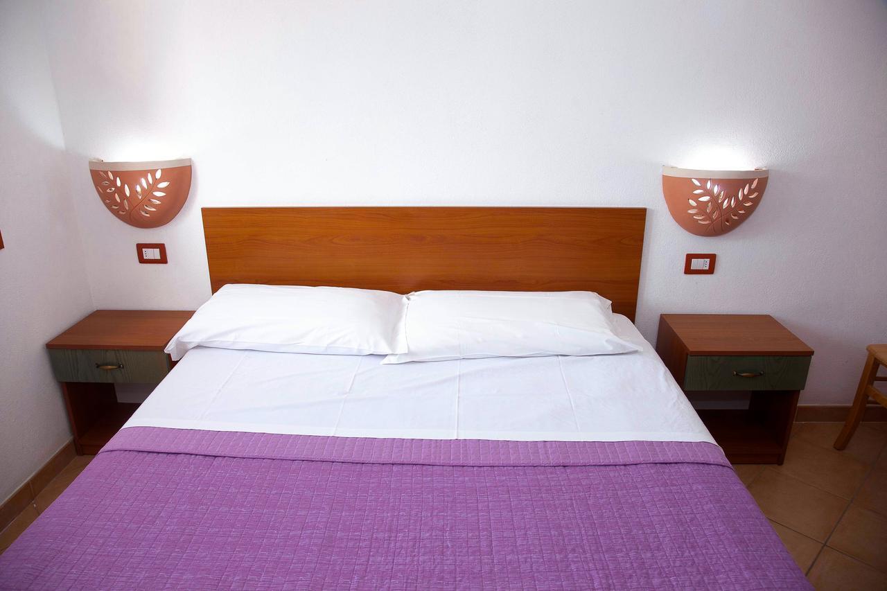 Aparthotel A.I.R. Isola Rossa Borgo Di Mare Extérieur photo
